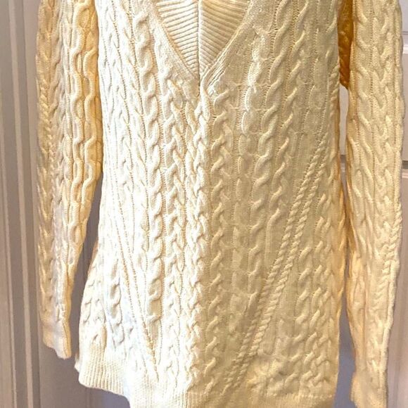 Aritzia Wilfred Butter Yellow Devry V-Neck Sweater V-neck oversized XXS - Picture 4 of 14